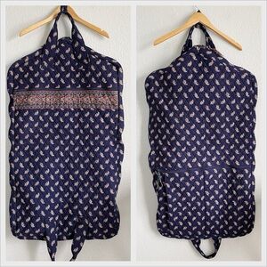 VERA BRADLEY 100% Cotton Garmet Bag